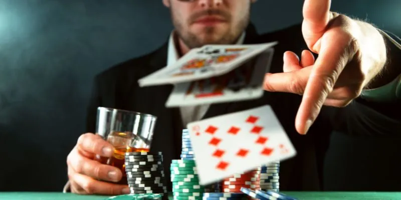 Tổng quan vài thông tin về game bài và luật chơi Poker